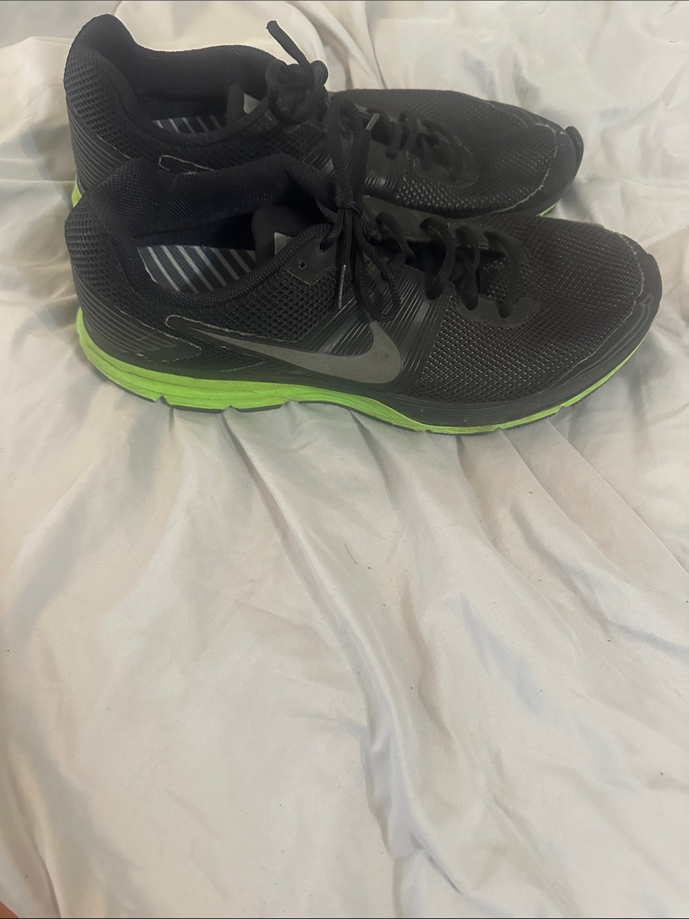 Nike Men’s Black and Neon Green Running Sneakers